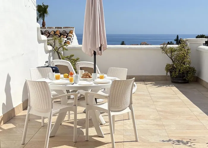 Tetuan 17 Oasis Properties