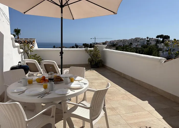 Tetuan 17 Oasis Properties